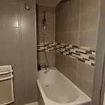 Dom wakacyjny Spacious Close To Skiing And Nature ! *