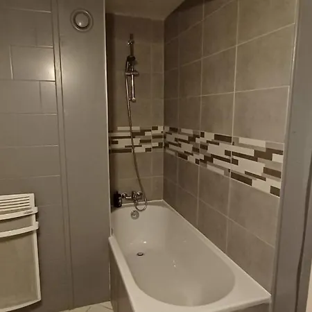 Spacious Close To Skiing And Nature ! Dom wakacyjny